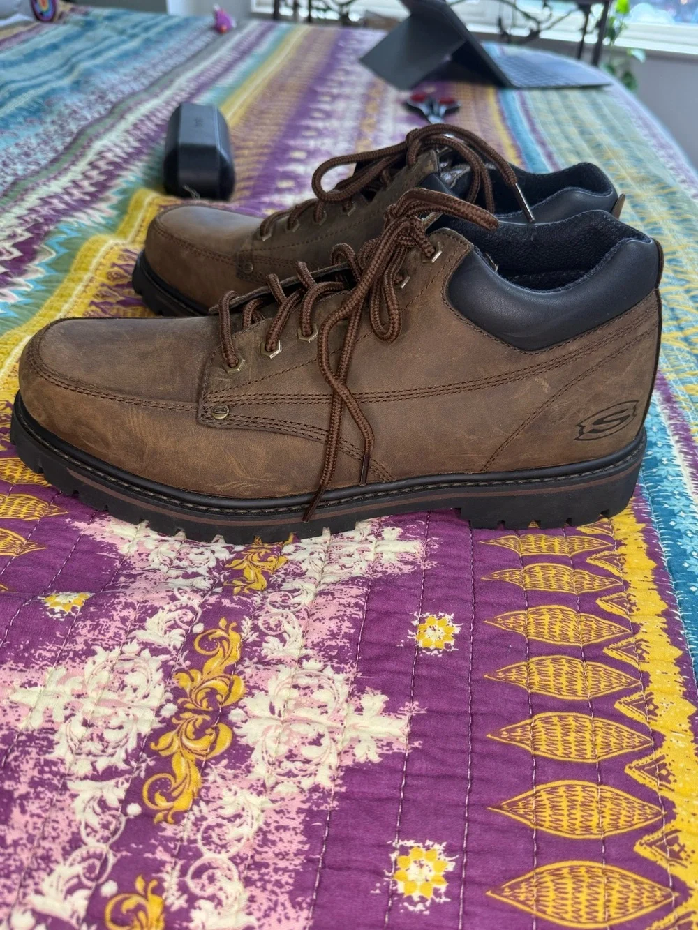 New with tags Vintage Skechers Leather Brown “Tough Shoes” size 12